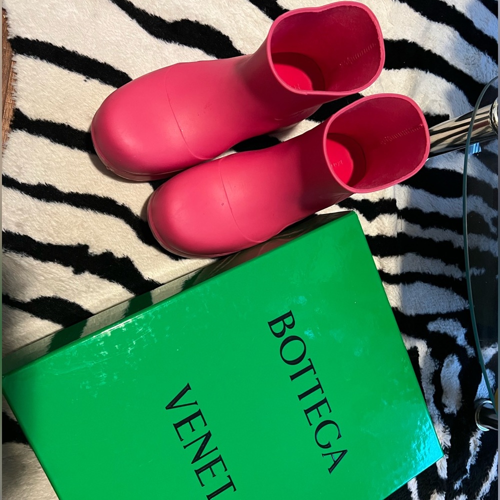 Bottega Veneta Pink Puddle Boots